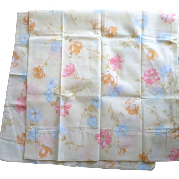 New Vintage Dan River King Pillowcase Set Yellow Floral No Iron Muslin USA Made - Picture 2 of 7